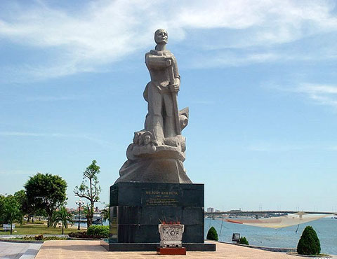 Những kỷ vật của mẹ Suốt - người chèo thuyền trên sông Nhật Lệ